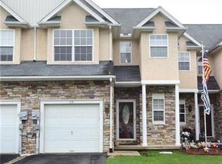 219 Maple Ct, Alburtis, PA 18011