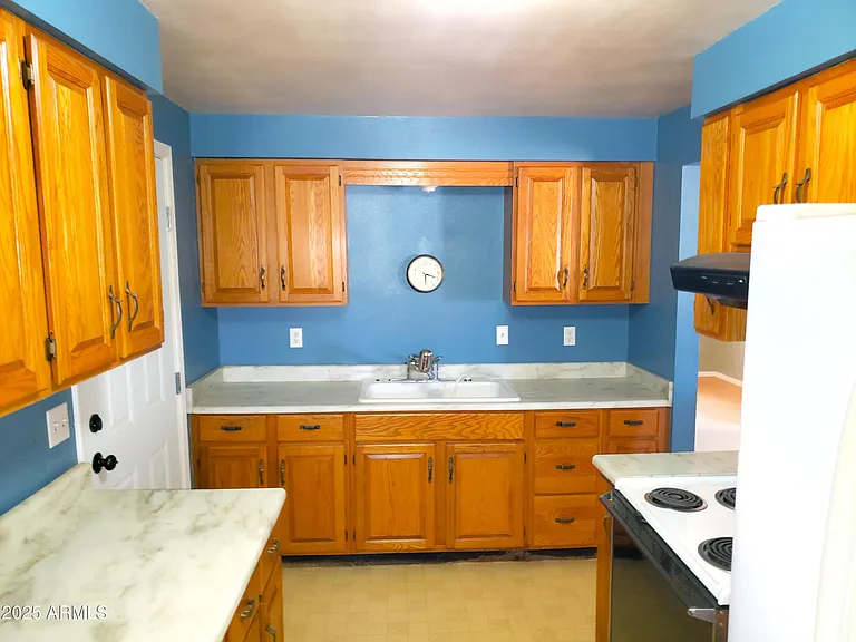 69762 Old Bell Rd — Photo 22