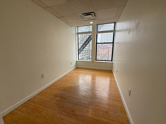 3rd image of 72 Kneeland St Ste 503