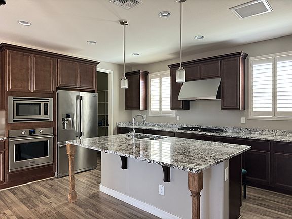 5th image of 9966 W Robin Ln