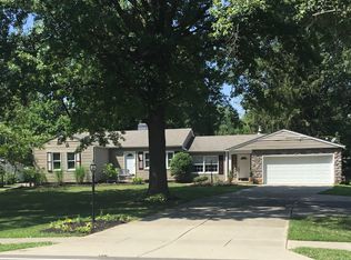 953 Eight Mile Rd, Cincinnati, OH 45255