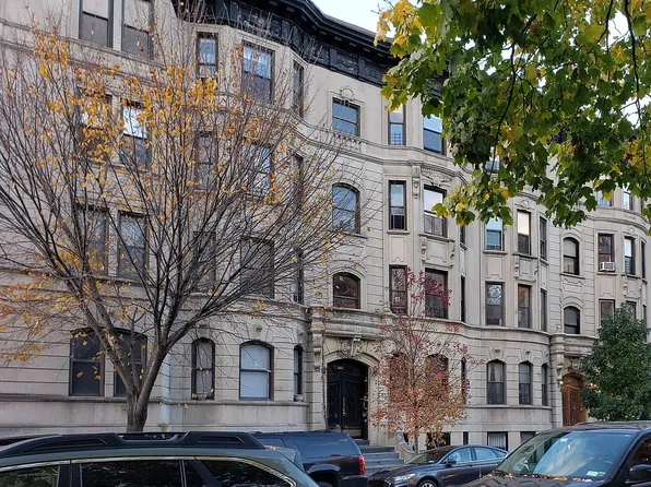 176 Prospect Park W #9FAM, Brooklyn, NY 11215