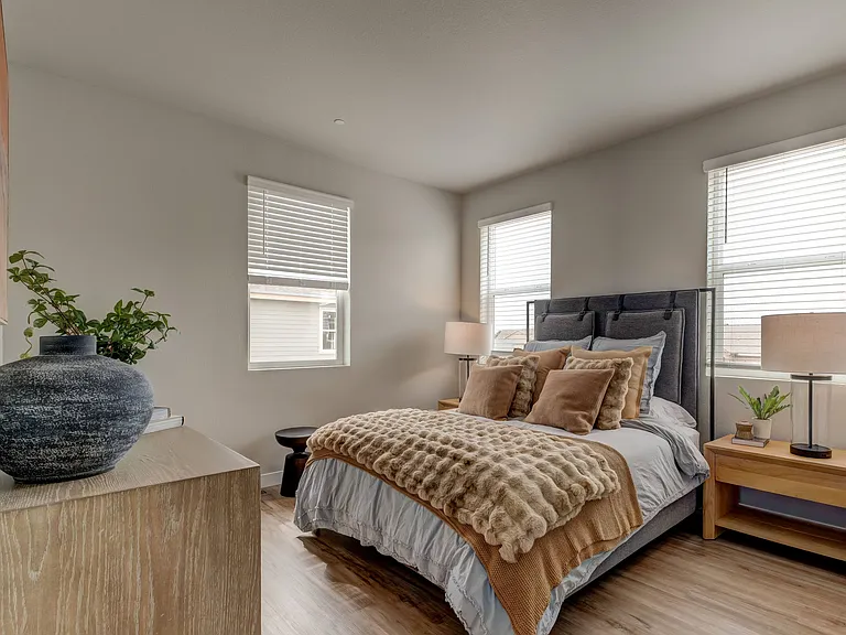 2" Faux wood blinds