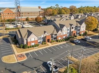 1114 S College St APT 5-104, Auburn, AL 36832