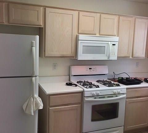 3rd image of 2437 Desert Glen Dr