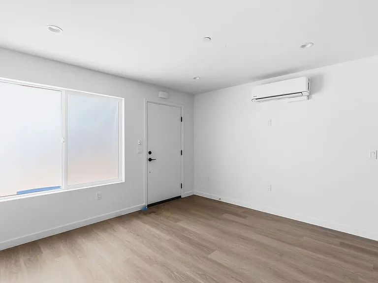 6638-6644 Valjean Court — Photo 4