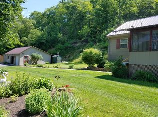 761 Dugway Rd, Keeseville, NY 12944