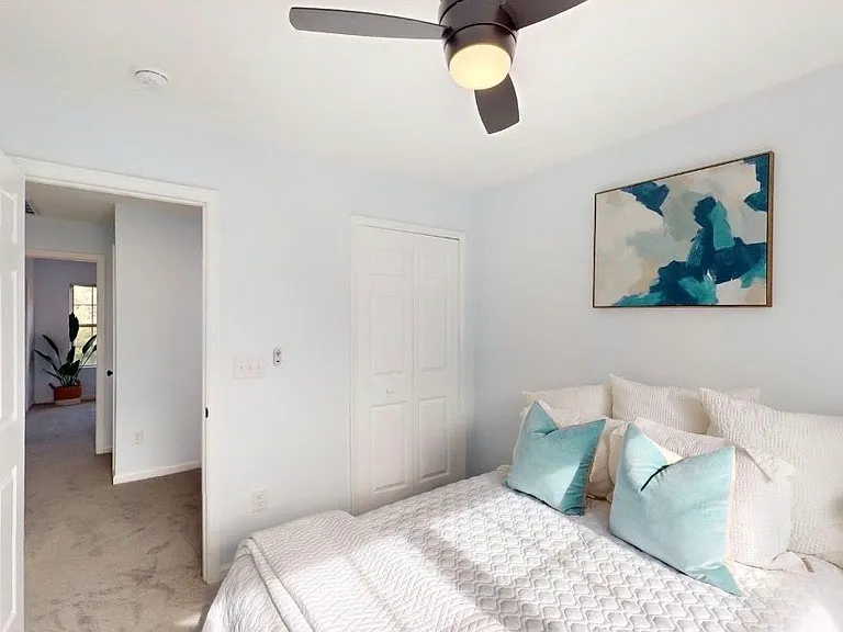 536 Candida Dr — Photo 11
