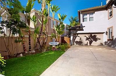 3rd image of 660 Cypress Hills Dr