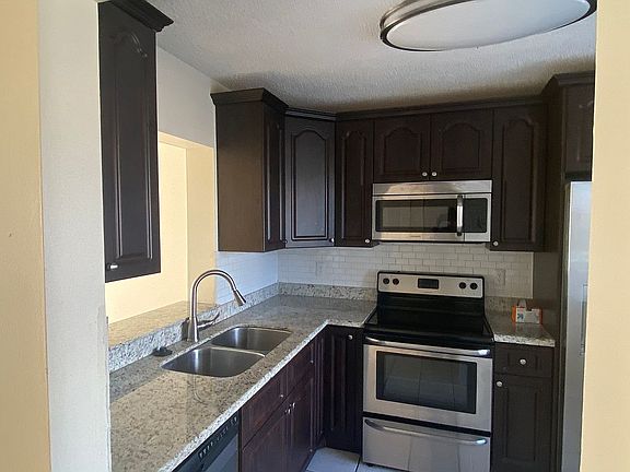 3rd image of 7740 NW 50th St APT 407