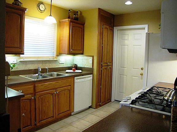 3rd image of 14114 Whispering Palms Dr