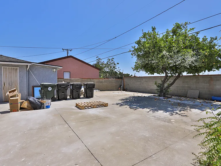 4132 Lynd Ave #C — Photo 21