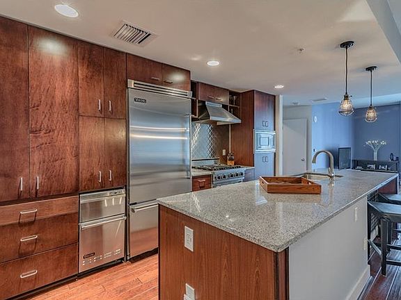 3rd image of 1208 E Kennedy Blvd Unit 311