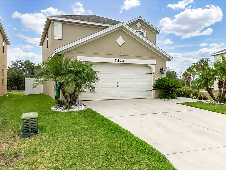 5223 San Palermo Dr — Photo 2