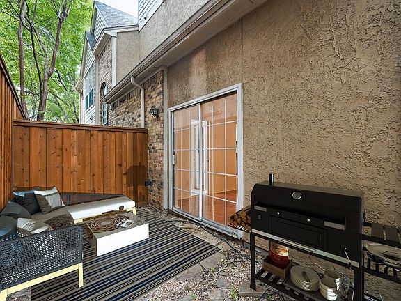 One patio (virtually staged)