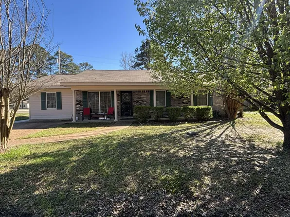 1510 Vine St, Amory, MS 38821