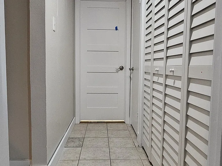 2100 Tanglewilde St #167 — Photo 26