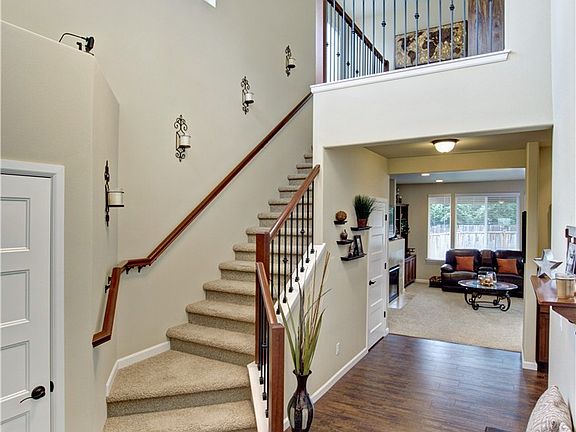 4th image of 19024 87th Avenue Ct E