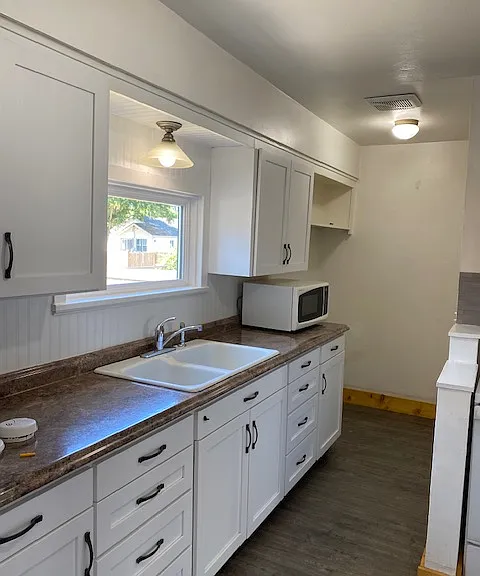 302A Van Trump Ave NE #A — Photo 16