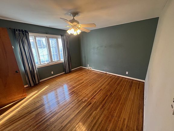 3rd image of 713 Busti Ave