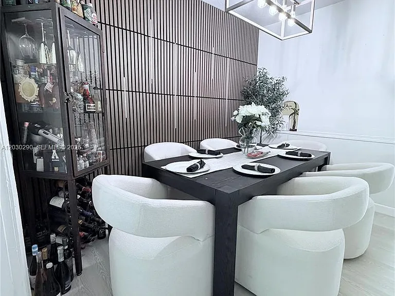 9021 N Miami Ave — Photo 5