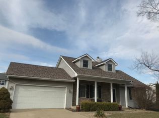 132 Justice Dr, East Peoria, IL 61611