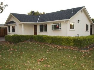 976 Burgoyne St, Mountain View, CA 94043