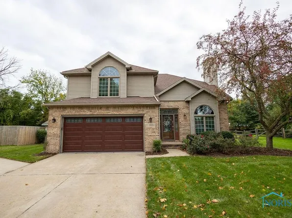 28662 Woodland Ave, Perrysburg, OH 43551