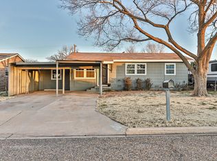 903 13th St, Shallowater, TX 79363