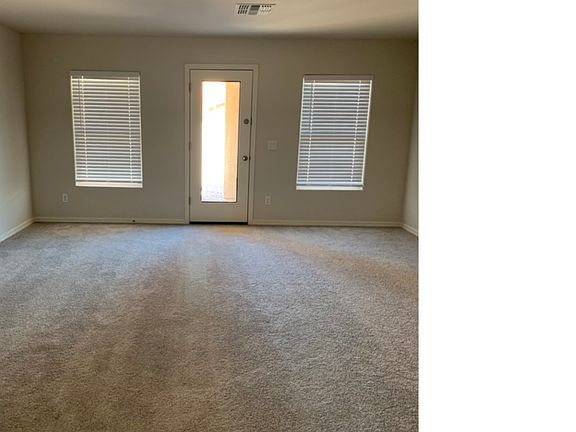 3rd image of 1833 N Saint Francis Pl