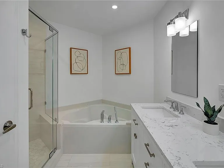 2165 Arielle Dr #1602 — Photo 25