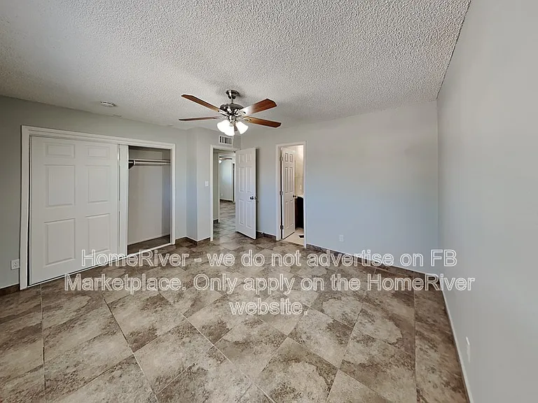4631 W Claremont St — Photo 11