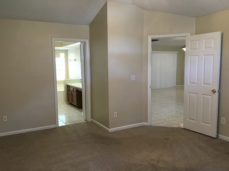 1773 E Chandelier Cir — Photo 9