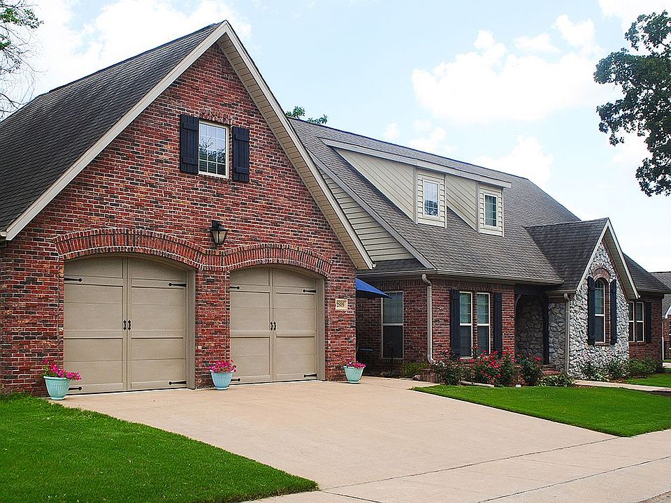 1st image of 2809 Cortney Cir