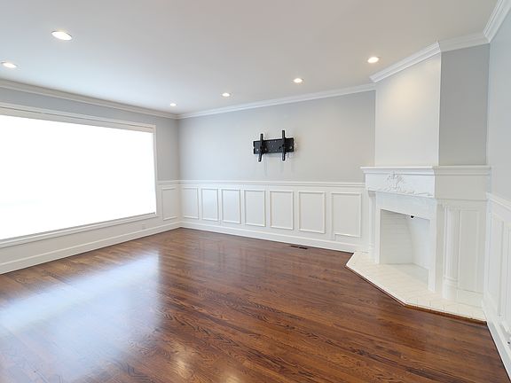 3rd image of 267 Bright St