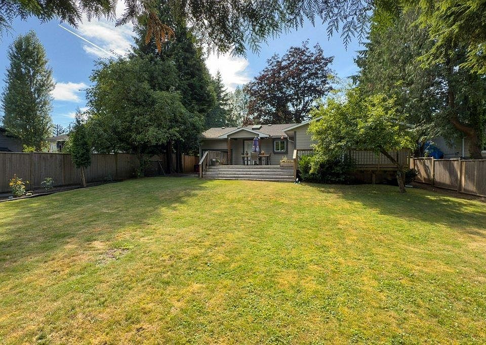 1st image of 12060 208th St