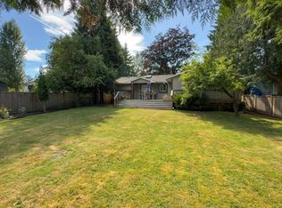 12060 208th St, Maple Ridge, BC V2X 4W8