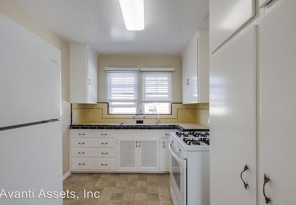 1st image of 3710 32nd St