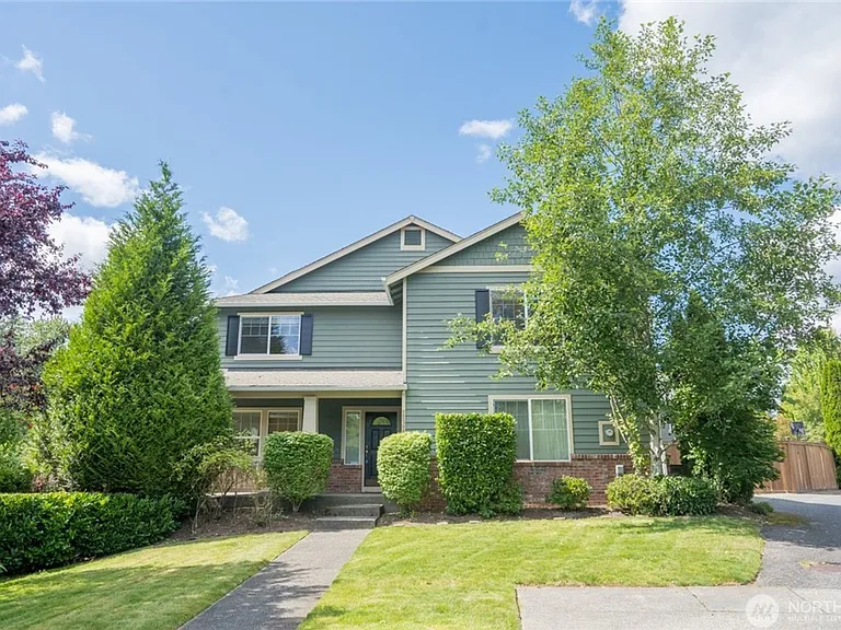 22306 NE 100th Way — Photo 1