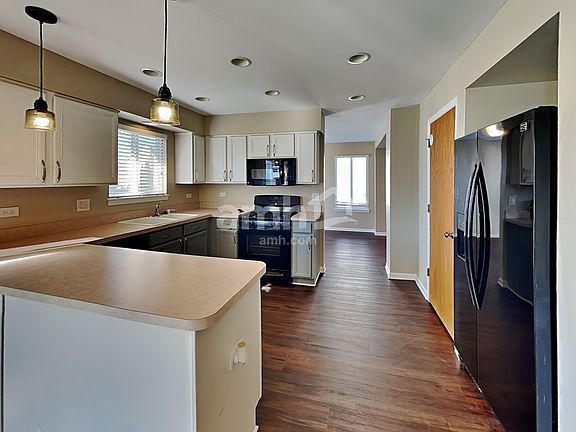 3rd image of 2735 Lahinch Dr