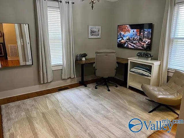 1410 Ward Ave NE — Photo 14