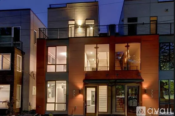 3 bed, 1665 sqft, $3,395 — Photo 1