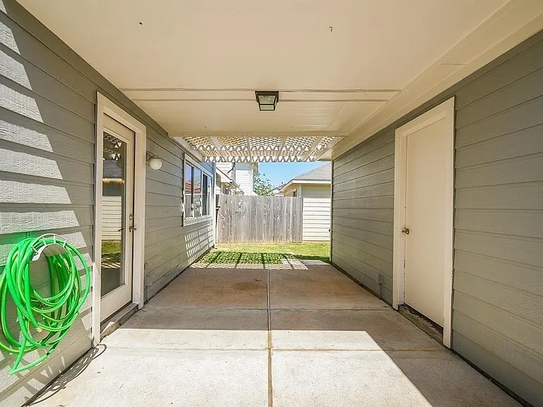 20929 Patriot Park Ln — Photo 24