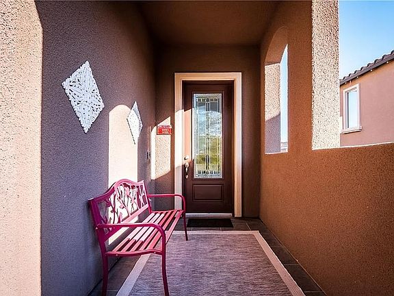 4th image of 456 Astillero St