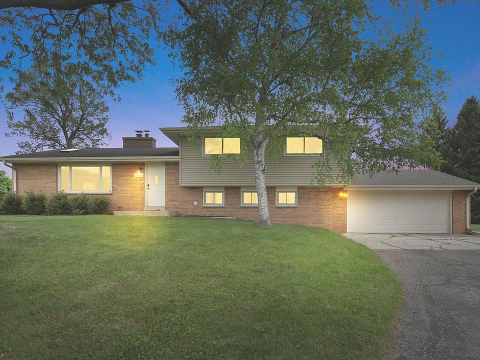 1st image of 3860 Dale DRIVE