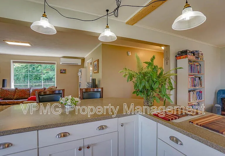 3956 Columbia Heights Rd — Photo 18