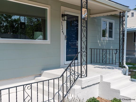 3rd image of 3524 Duff Ave
