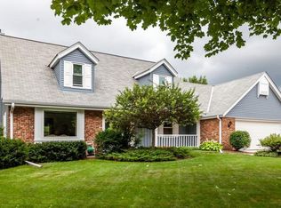 W72N1058 Poplar Ave, Cedarburg, WI 53012