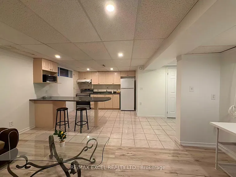 83 Marilake Dr #BASEMENT — Photo 17