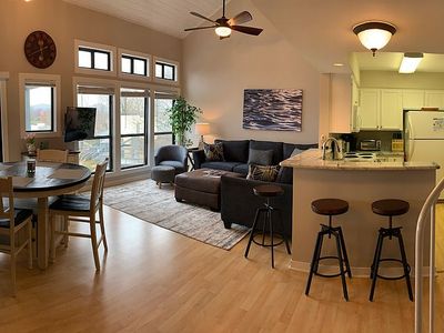 290 Sailors Cove Dr, Moneta, VA, 24121